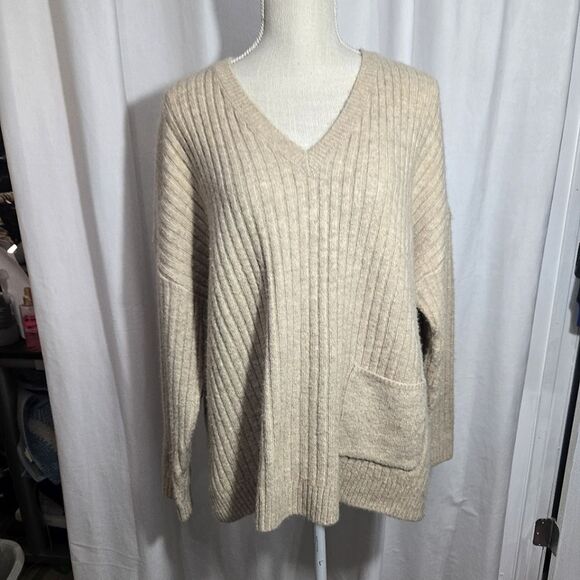 Grade & gather oversized v neck front pocket sweater sz M/L - Picture 2 of 10